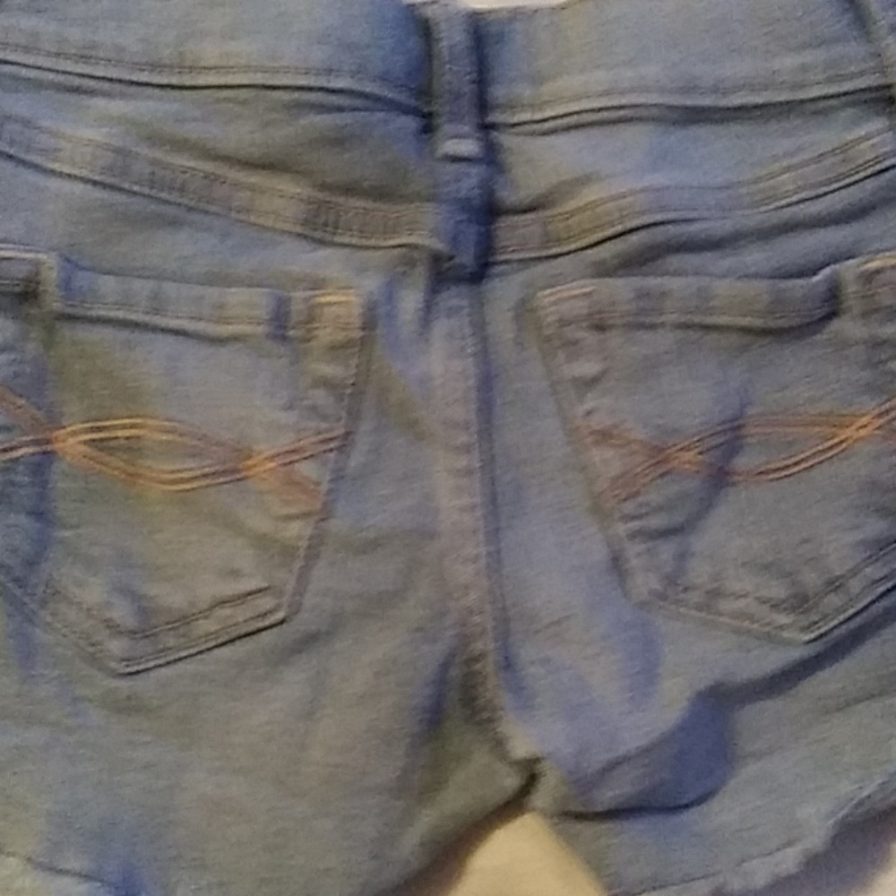 Jean Shorts - Picture 3 of 3